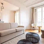 Mbm - Eiffel Tower View Hotel apartamentowy *
