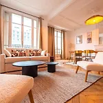 Mbm - Eiffel Tower View Hotel apartamentowy