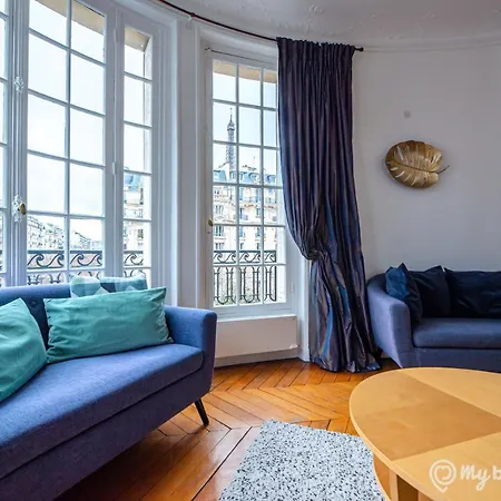 Mbm - Eiffel Tower View Apart-hotel *