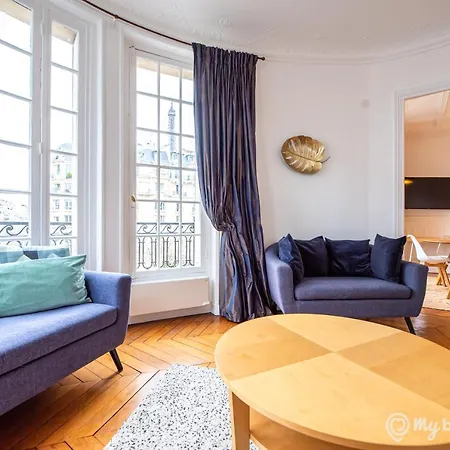 Mbm - Eiffel Tower View Apart-hotel Paris