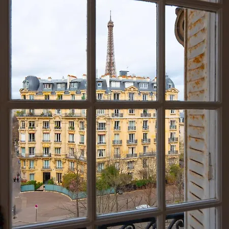 Apart-hotel Mbm - Eiffel Tower View Paris