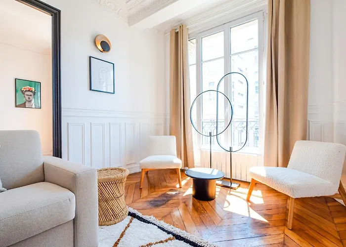 Mbm - Eiffel Tower View Apartmanhotel
