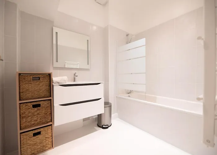 아파트호텔 Mbm - Eiffel Tower View 파리