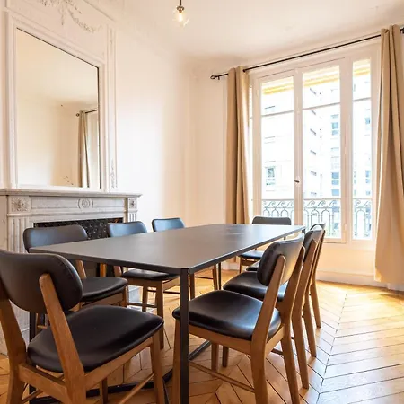 Mbm - Eiffel Tower View Apart Otel