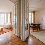 Mbm - Eiffel Tower View